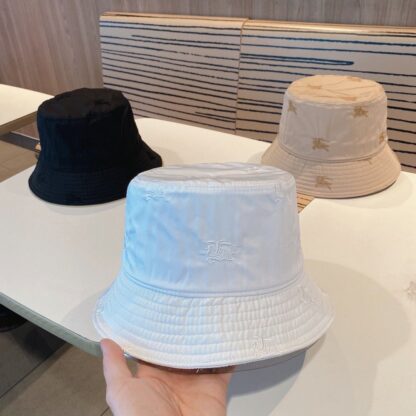 Burberry Simple Classic Bucket Hat - Image 3