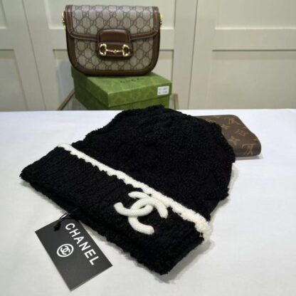 Chanel Cashmere Wool Knitted Hat - Image 2