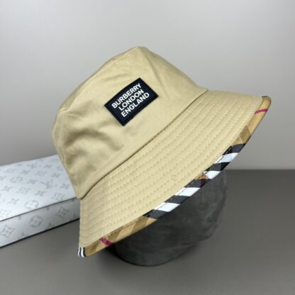 Burberry Classic Bucket Hat with Embroidery - Image 3