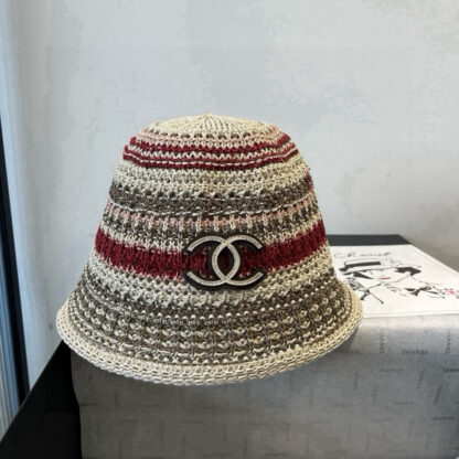 Chanel knitted bucket hat - Image 2