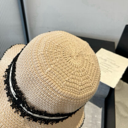 Chanel knitted wavy brim bucket hat - Image 2