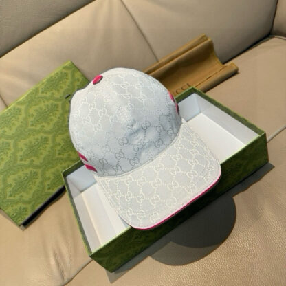 Gucci baseball cap for men and women - Image 2