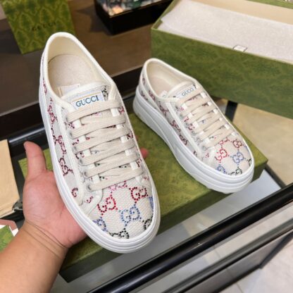 Gucci early spring casual sneakers - Image 3