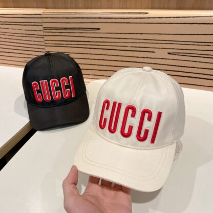 Gucci Unisex Baseball Cap - Image 2