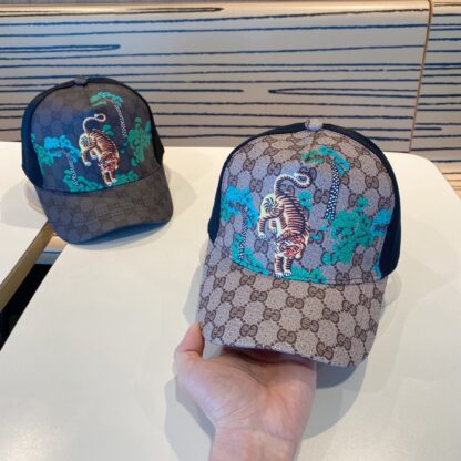Gucci Unisex Baseball Cap - Image 2