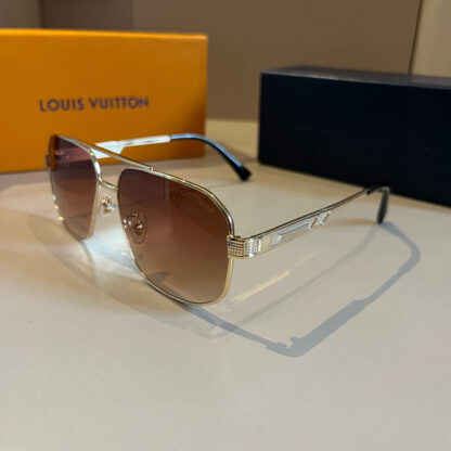 LOUIS VUITTON Fashion Sunglasses - Image 3