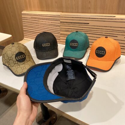 Gucci Unisex Baseball Cap - Image 2