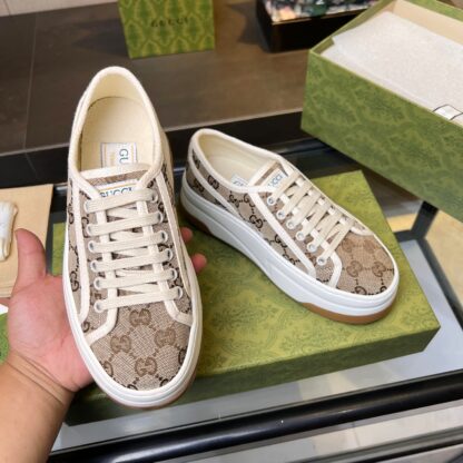 Gucci early spring casual sneakers - Image 3