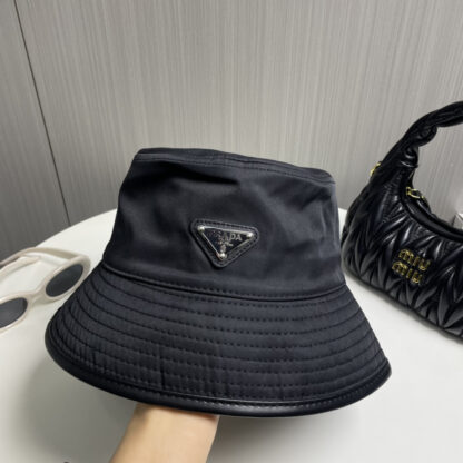 Prada's new bucket hat for spring and summer - Image 2