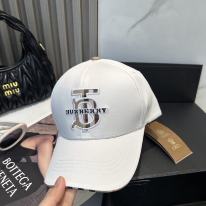 Burberry Casual Fashion Baseball Cap - Image 3