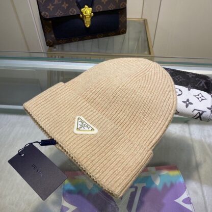 Prada soft and comfortable knitted beanie - Image 2