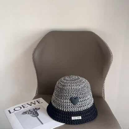 Miu Miu colour-block holiday bucket hat - Image 3