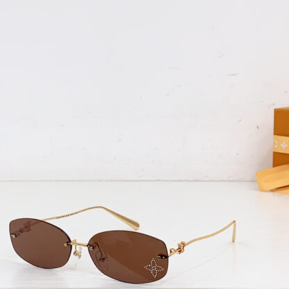 LOUIS VUITTON Fashion Sunglasses - Image 3