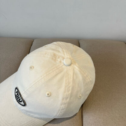 Miu Miu simple baseball cap - Image 4