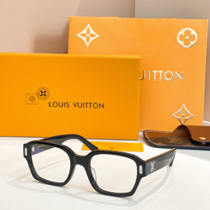 LOUIS VUITTON Fashion Sunglasses - Image 3