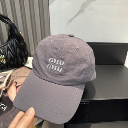 Miu Miu simple fashion baseball cap - Image 3