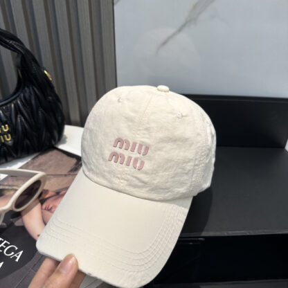 Miu Miu simple fashion baseball cap - Image 3