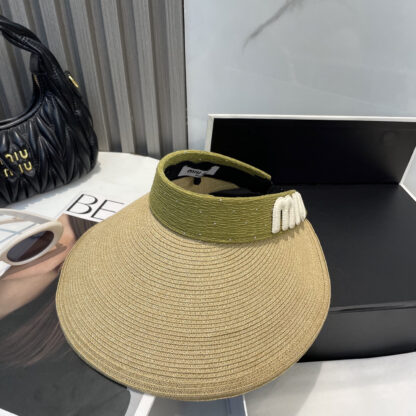 Miu Miu Simple Casual Hat - Image 3