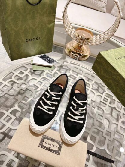 Gucci's latest hit dad shoes - Image 2