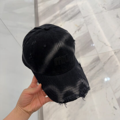 Miu Miu classic trendy baseball cap - Image 4