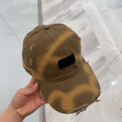 Miu Miu classic trendy baseball cap - Image 3