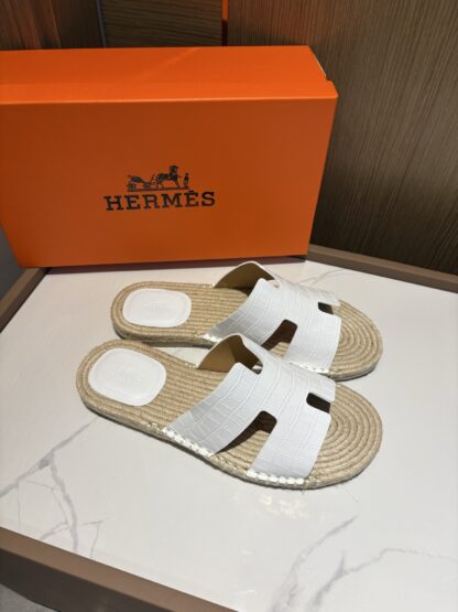 Hermes white comfortable all-match non-slip breathable casual slippers - Image 2