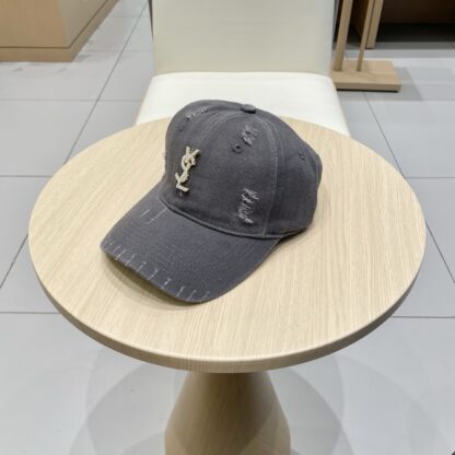 Yves Saint Laurent stylish all-match baseball cap - Image 2