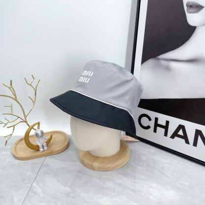Miu Miu Colorblock Simple Bucket Hat - Image 3