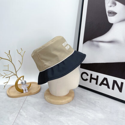 Miu Miu Colorblock Simple Bucket Hat - Image 3