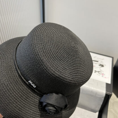 Miu Miu elegant raffia hat - Image 3