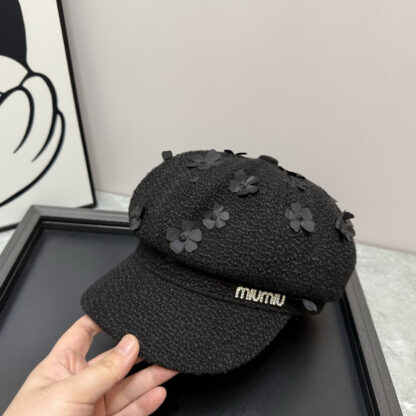 Miu Miu stylish versatile beret - Image 3