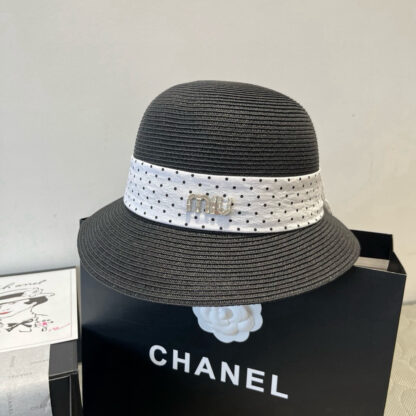Miu Miu stylish colorblock baseball cap - Image 3