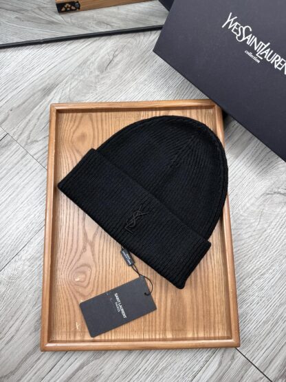 Yves Saint Laurent fine wool knitted hat - Image 2