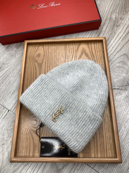 Yves Saint Laurent fine wool knitted hat - Image 2