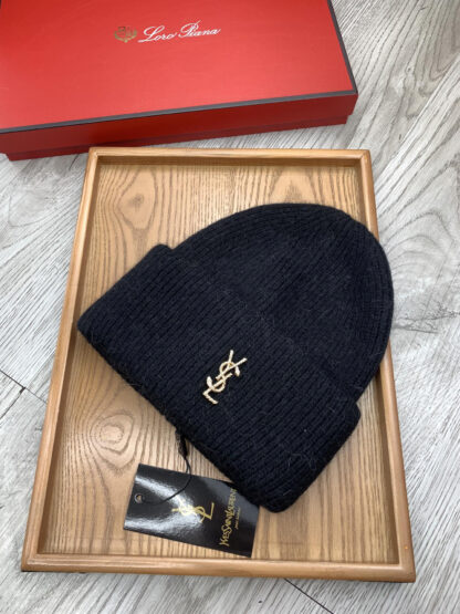 Yves Saint Laurent fine wool knitted hat - Image 2