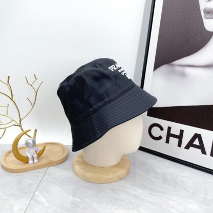Prada new classic bucket hat - Image 2