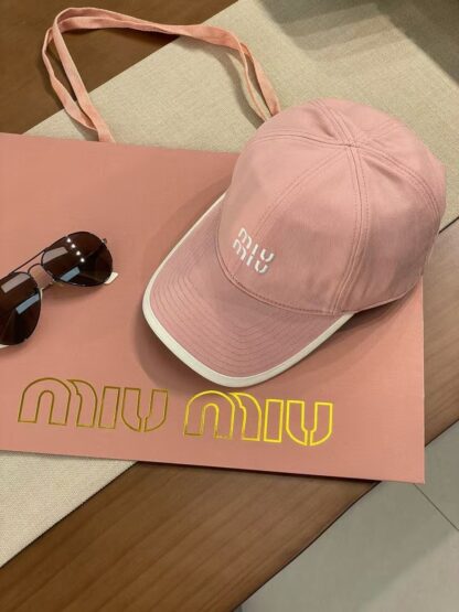 Miu Miu casual embroidered baseball cap - Image 3
