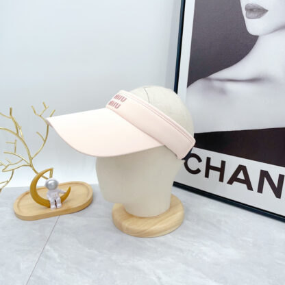 Miu Miu casual hollow hat - Image 3