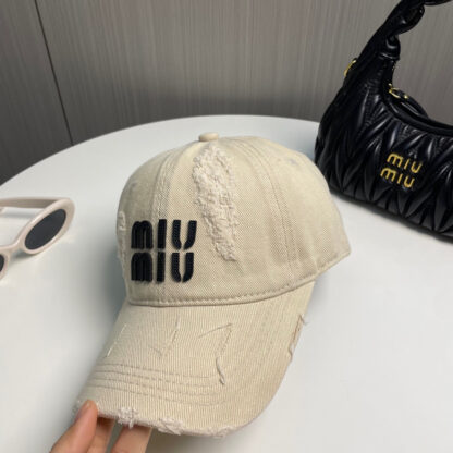 Miu Miu casual new baseball cap - Image 3