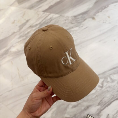 Calvin Kleinf washed denim series, casual and versatile baseball cap - Image 2