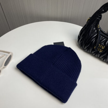 Calvin Kleinf fine wool knitted single hat - Image 2
