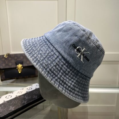 Calvin Kleinf casual all-match bucket hat - Image 2