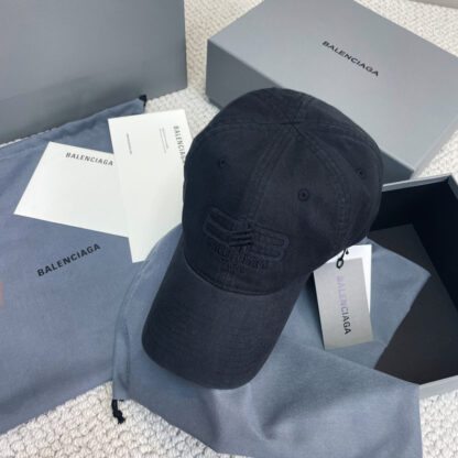 Balenciaga classic lettering embroidered baseball cap - Image 2