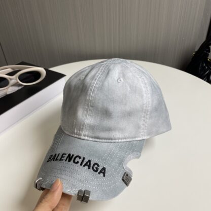 Balenciaga embroidered yuppie baseball cap - Image 2