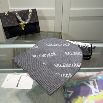 Balenciaga autumn and winter unisex letter knitted hat - Image 2