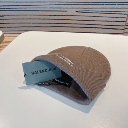 Balenciaga autumn and winter unisex letter knitted hat - Image 2