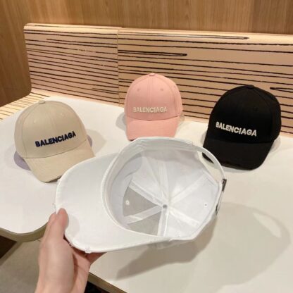Balenciaga classic high-end atmospheric baseball cap - Image 2