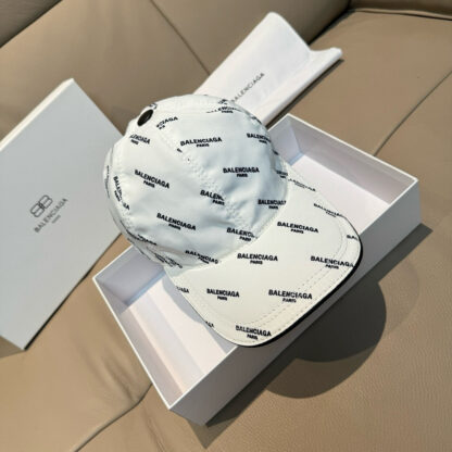 Balenciaga classic lightweight breathable baseball cap - Image 2