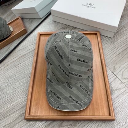 Balenciaga fashion baseball cap - Image 2