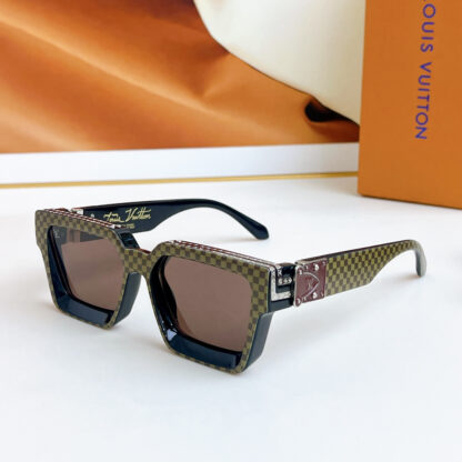 LOUIS VUITTON Fashion Sunglasses - Image 3